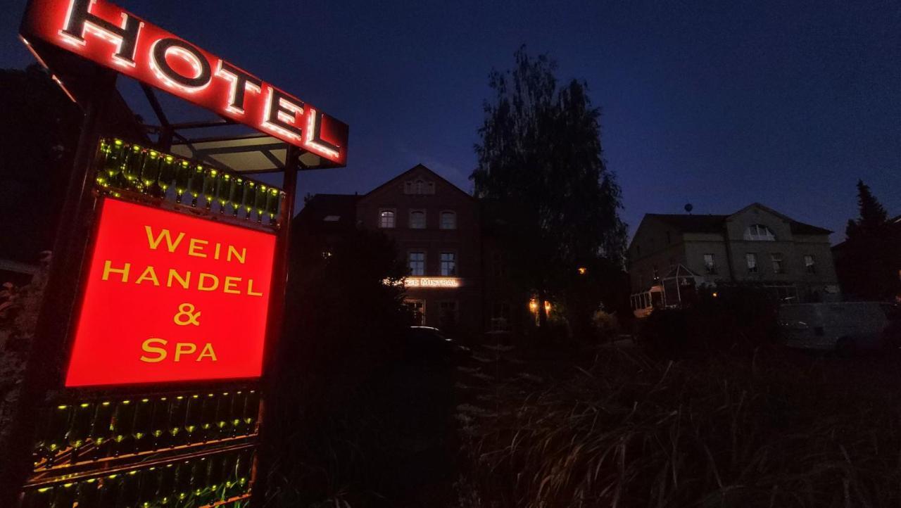 Wein-Hotel Auberge Mistral Freiberg Exterior foto